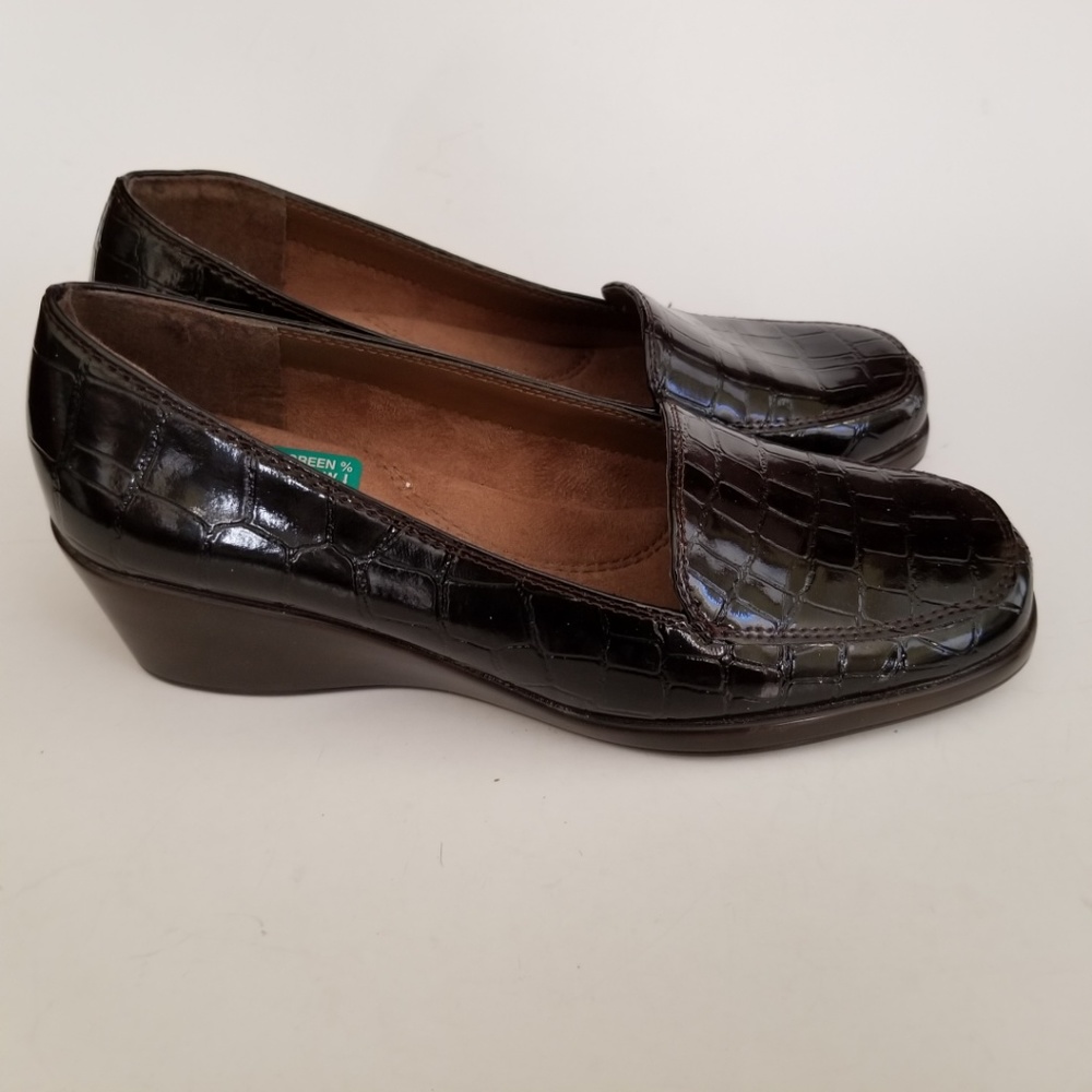 Aerosoles Brown Embossed Croc Wedge Loafer